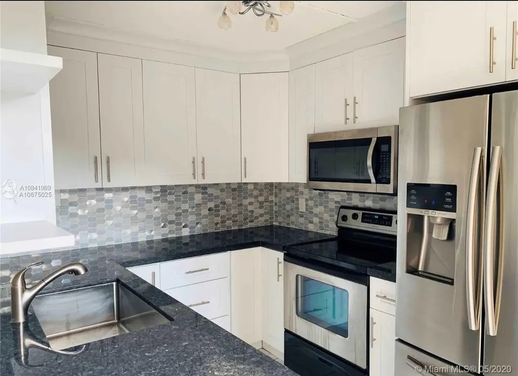 11880 SW 13th Court Davie FL 33325