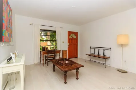 7621 SW 54th Avenue Miami FL 33143