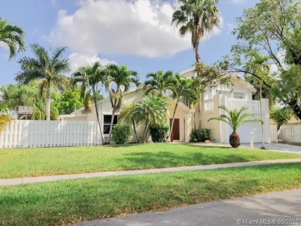 13305 SW 104th Terrace Miami FL 33186