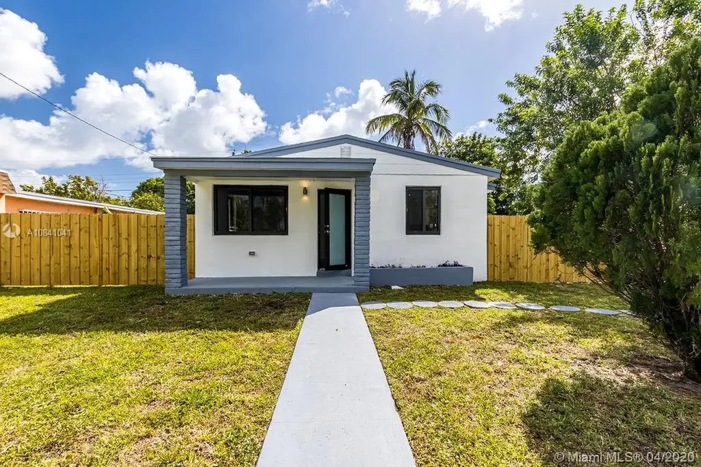 15671 NE 15th Avenue North Miami Beach FL 33162