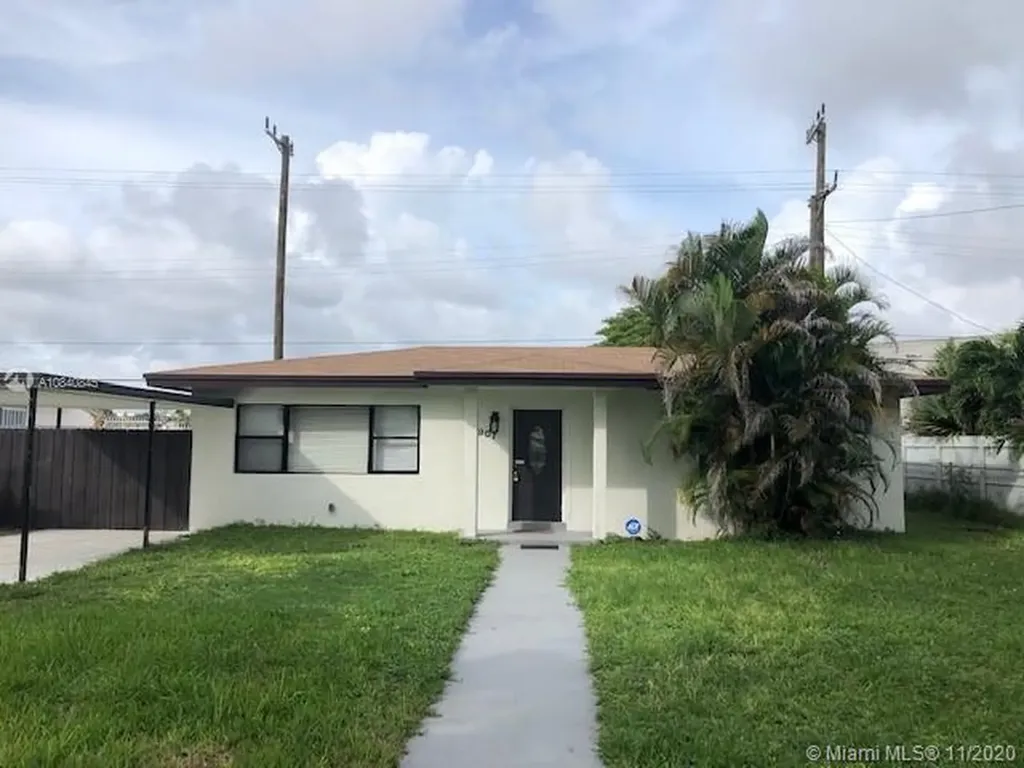907 NE 164th Street North Miami Beach FL 33162