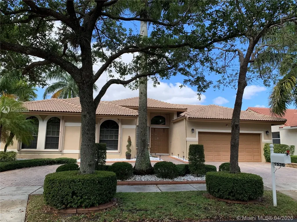 1536 NW 183rd Terrace Pembroke Pines FL 33029