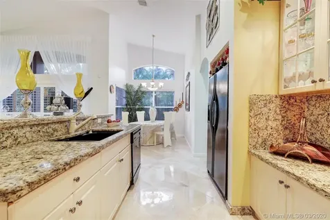 1512 SW 191 Terrace Pembroke Pines FL 33029