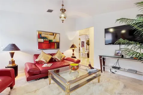 1512 SW 191 Terrace Pembroke Pines FL 33029