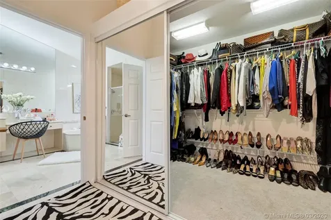 1512 SW 191 Terrace Pembroke Pines FL 33029