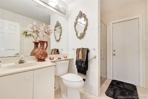 1512 SW 191 Terrace Pembroke Pines FL 33029