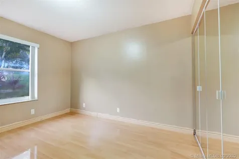 1512 SW 191 Terrace Pembroke Pines FL 33029