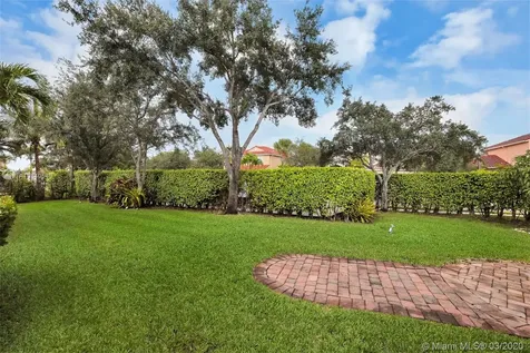 1512 SW 191 Terrace Pembroke Pines FL 33029