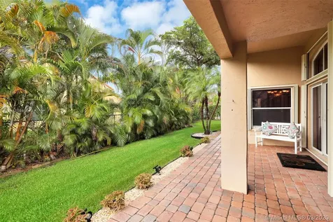1512 SW 191 Terrace Pembroke Pines FL 33029