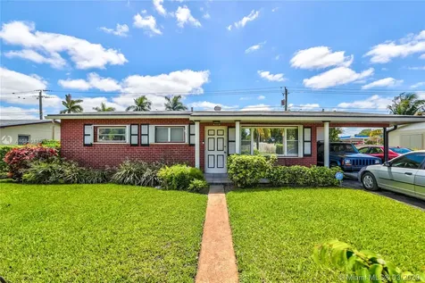 6570 Tyler Street Hollywood FL 33024