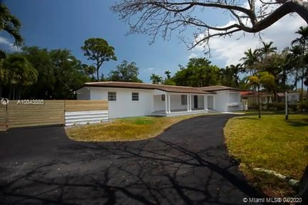 10601 NE 2nd Avenue Miami Shores FL 33138