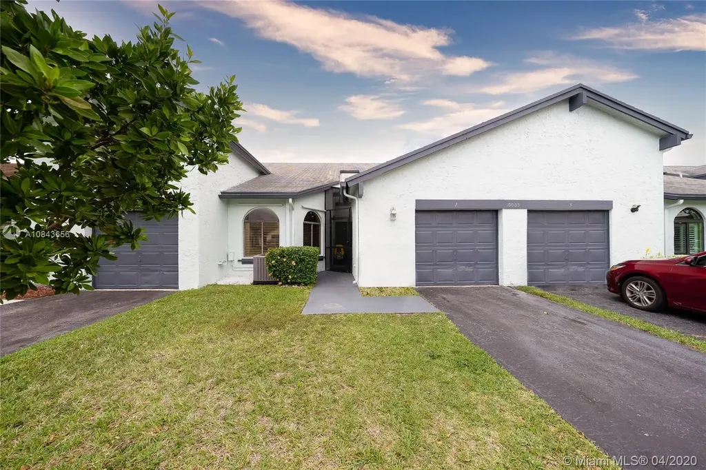 10005 NW 83rd Street Tamarac FL 33321