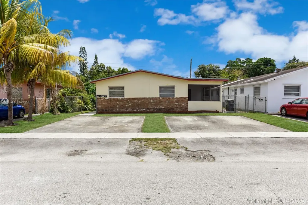 213 N 61st Terrace Hollywood FL 33024