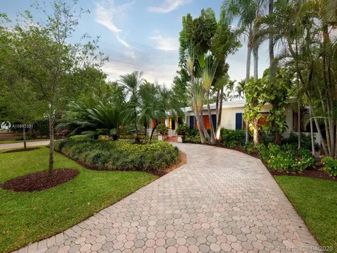 545 Alminar Avenue Coral Gables FL 33146