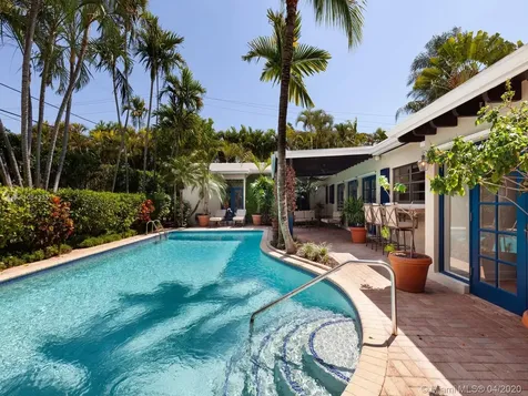 545 Alminar Avenue Coral Gables FL 33146