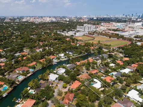 545 Alminar Avenue Coral Gables FL 33146