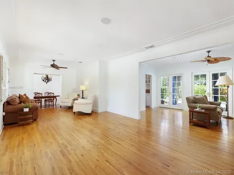 545 Alminar Avenue Coral Gables FL 33146