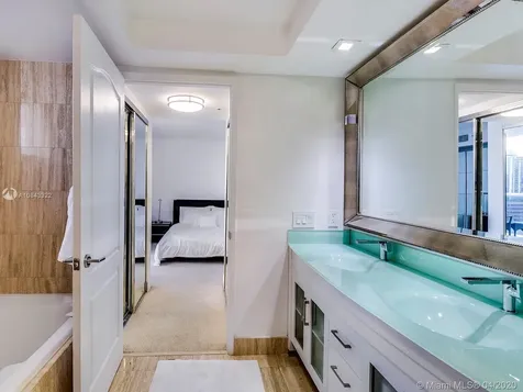 1800 Sunset Harbour Drive Miami Beach FL 33139