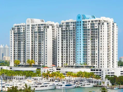 1800 Sunset Harbour Drive Miami Beach FL 33139