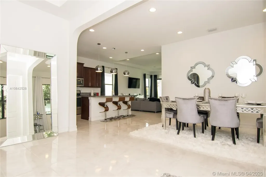 845 SW 113th Lane Pembroke Pines FL 33025