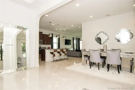 845 SW 113th Lane Pembroke Pines FL 33025