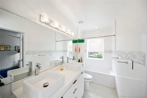 1723 Tigertail Avenue Miami FL 33133