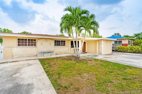 160 W 31st Street Hialeah FL 33012