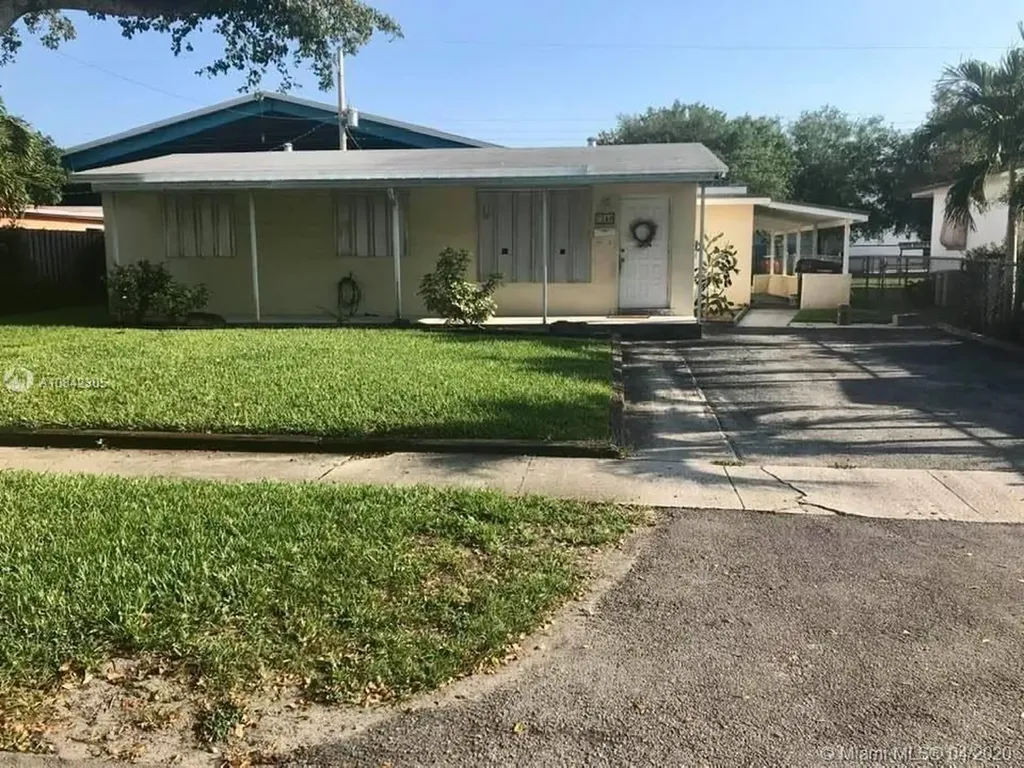 7240 Hayes Street Hollywood FL 33024