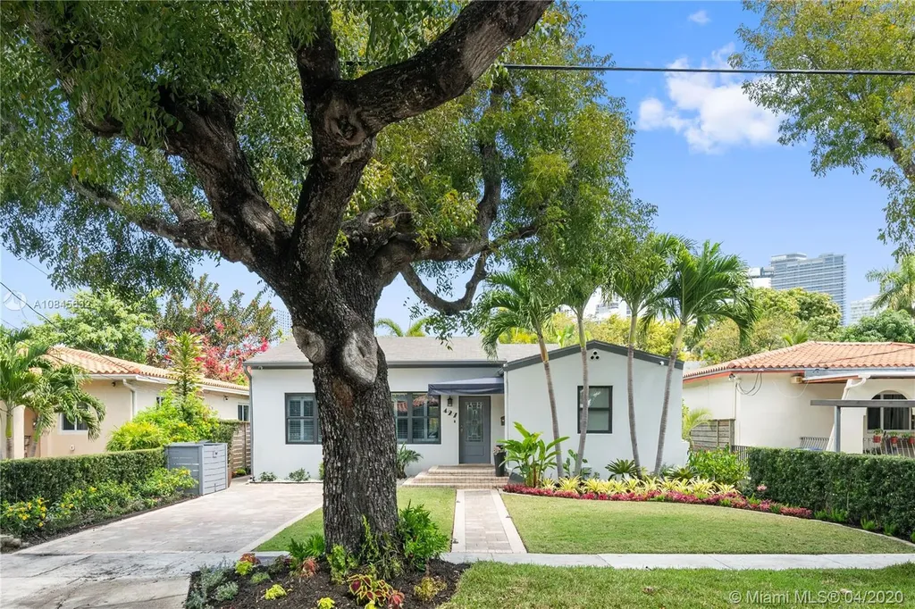 427 SW 18th Road Miami FL 33129