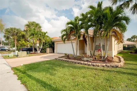 20840 NW 18th Street Pembroke Pines FL 33029