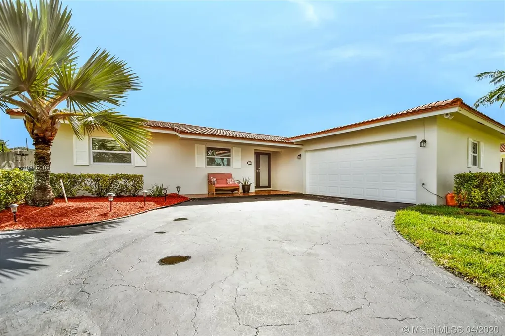 3841 NW 78th Way Coral Springs FL 33065