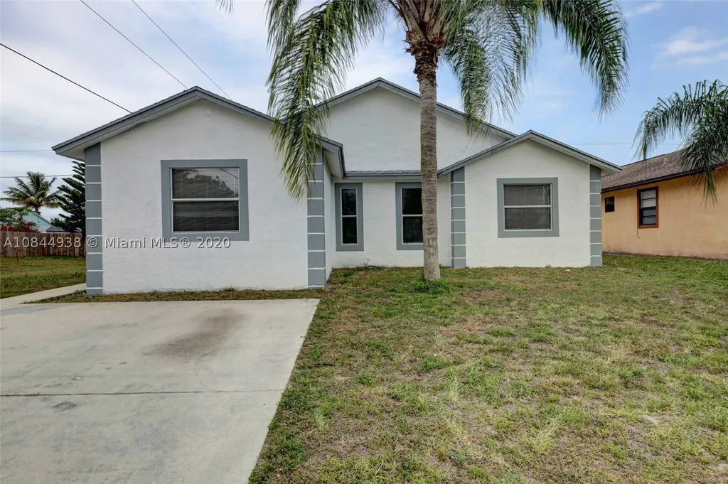 5843 SE Wilsie Drive Stuart FL 34997