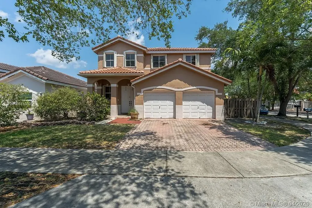 13817 SW 39th Terrace Miami FL 33175