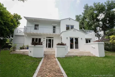 2732 SW 2nd Avenue Miami FL 33129