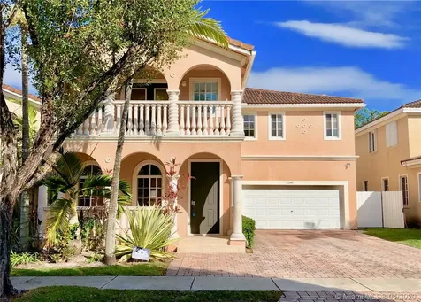 27541 SW 139th Place Homestead FL 33032