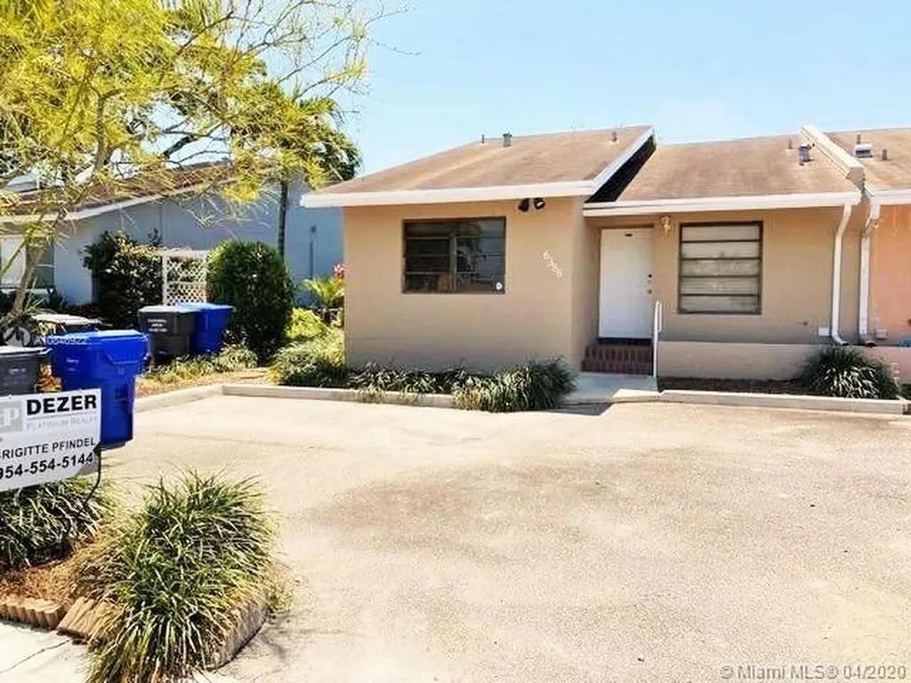 6386 Moseley Street Hollywood FL 33024