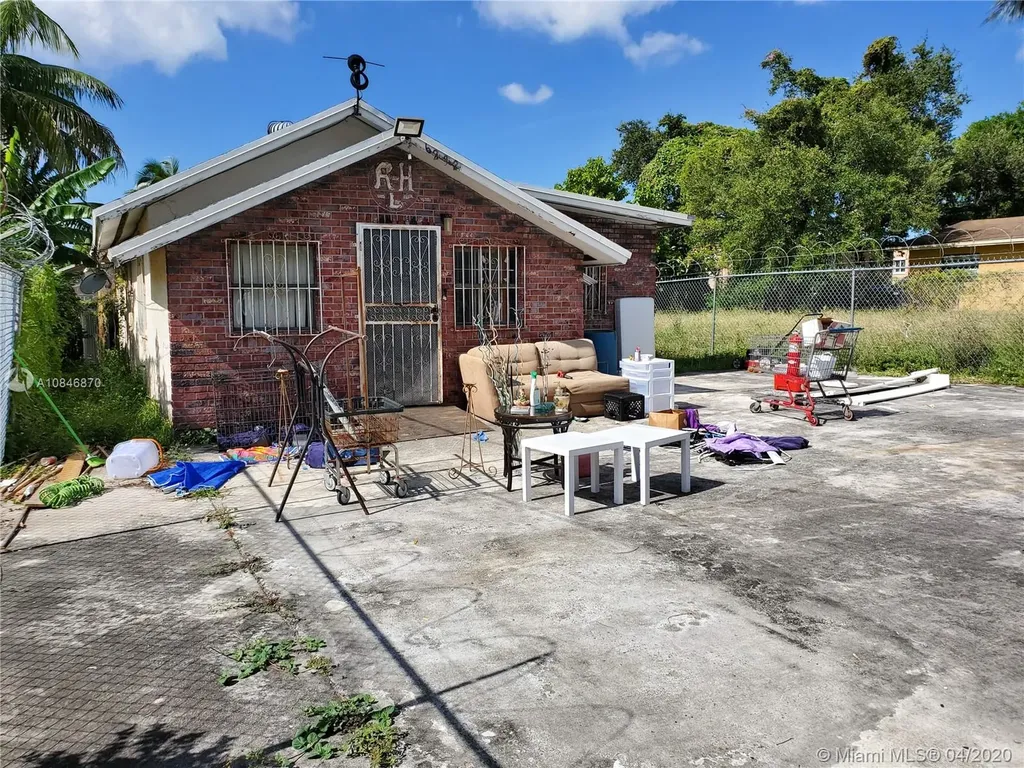 6232 NW 1st Avenue Miami FL 33150