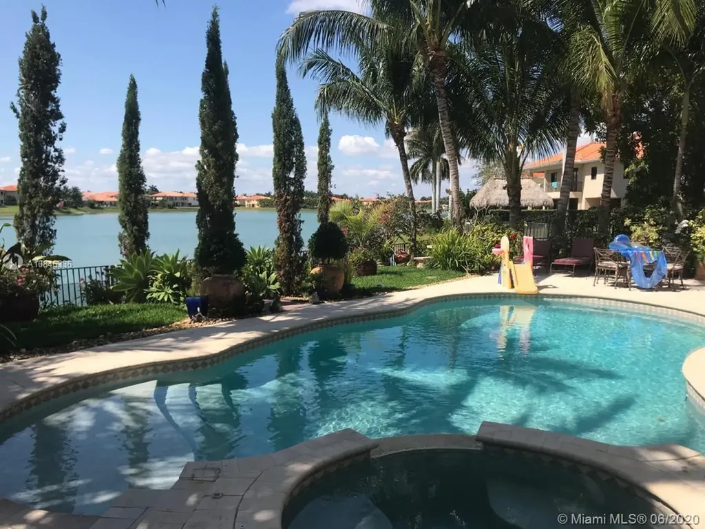 7746 SW 188th Terrace Cutler Bay FL 33157