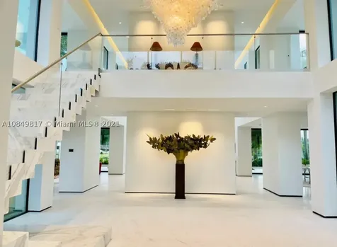 650 Casuarina Concourse Coral Gables FL 33143