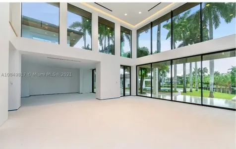 650 Casuarina Concourse Coral Gables FL 33143