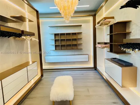 650 Casuarina Concourse Coral Gables FL 33143