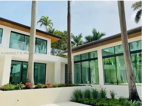 650 Casuarina Concourse Coral Gables FL 33143