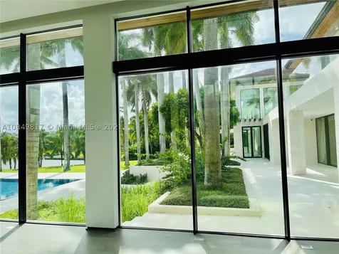 650 Casuarina Concourse Coral Gables FL 33143