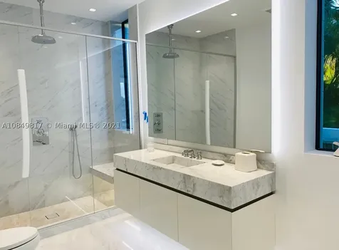 650 Casuarina Concourse Coral Gables FL 33143