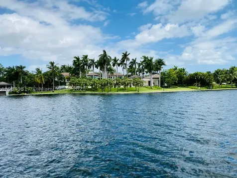 650 Casuarina Concourse Coral Gables FL 33143