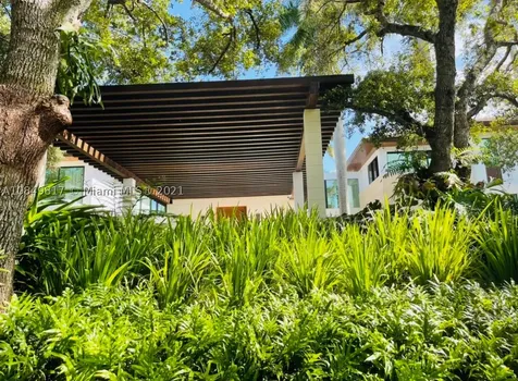 650 Casuarina Concourse Coral Gables FL 33143