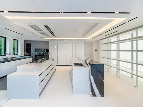 650 Casuarina Concourse Coral Gables FL 33143
