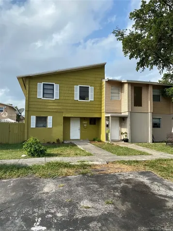 7957 SW 7th Court North Lauderdale FL 33068