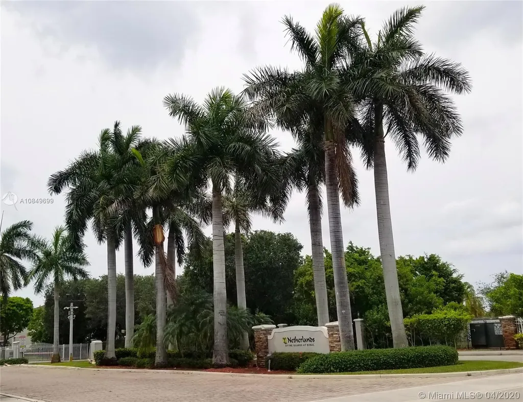 11542 NW 80th Street Doral FL 33178