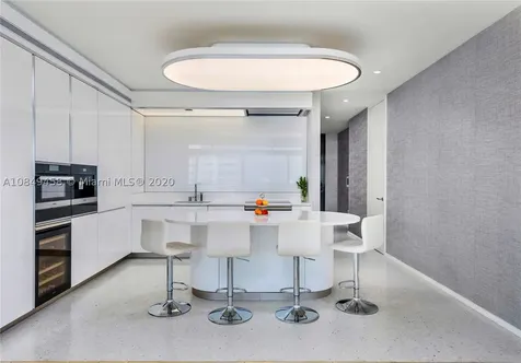 3315 Collins Avenue Miami Beach FL 33140